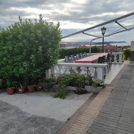 Indepediente Con Jardin Y Vistas Unicas Hébergement de vacances
