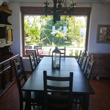 Indepediente Con Jardin Y Vistas Unicas Hébergement de vacances Somo