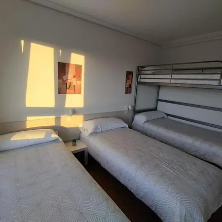 Indepediente Con Jardin Y Vistas Unicas Hébergement de vacances *