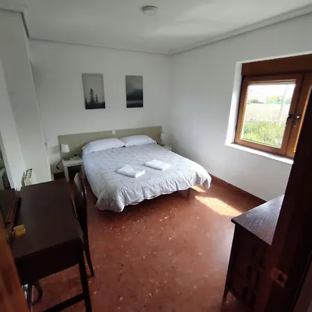 Indepediente Con Jardin Y Vistas Unicas Hébergement de vacances Somo