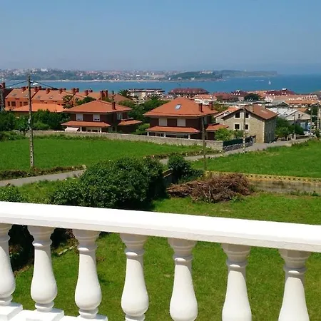 Indepediente Con Jardin Y Vistas Unicas Hébergement de vacances *